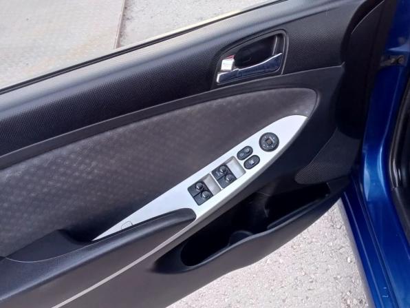 Hyundai Solaris I Рестайлинг с пробегом 2014 года, цена 803 000 рублей, 163099 км, хэтчбек, Автокод Объявления