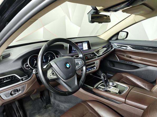 BMW 7 серии VI (G11/G12) с пробегом 2018 года, цена 3 249 000 рублей, 190572 км, седан, Автокод Объявления