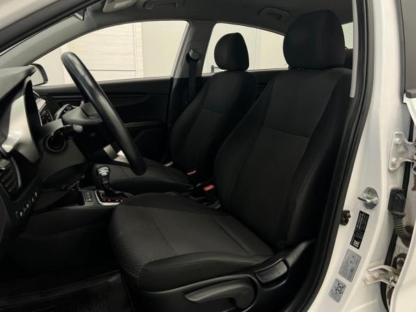 Kia Rio IV Рестайлинг с пробегом 2021 года, цена 1 550 000 рублей, 106000 км, седан, Автокод Объявления