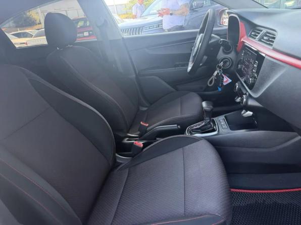 Kia Rio IV Рестайлинг с пробегом 2021 года, цена 1 699 000 рублей, 112774 км, седан, Автокод Объявления