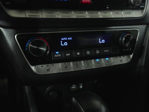 Hyundai Sonata VII (LF) Рестайлинг с пробегом 2018 года, цена 1 900 000 рублей, 90768 км, седан, Автокод Объявления