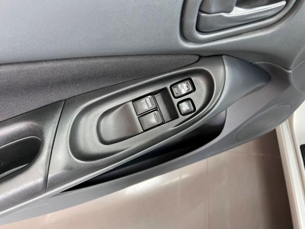 Nissan Almera II (N16) Рестайлинг с пробегом 2005 года, цена 375 000 рублей, 178569 км, хэтчбек, Автокод Объявления