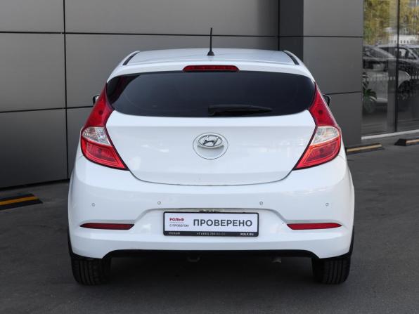 Hyundai Solaris I Рестайлинг с пробегом 2015 года, цена 998 000 рублей, 141165 км, хэтчбек, Автокод Объявления