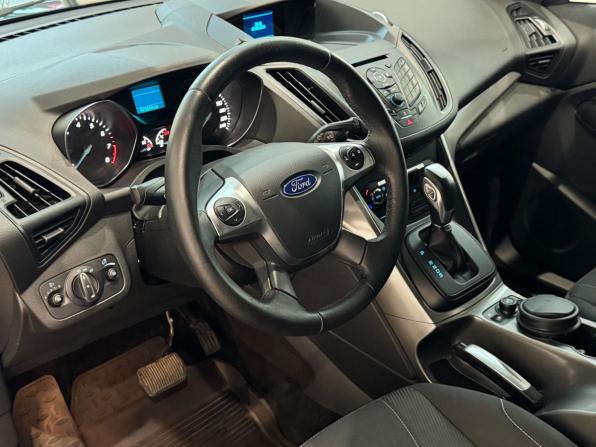 Ford Kuga II с пробегом 2016 года, цена 1 470 000 рублей, 71600 км, внедорожник, Автокод Объявления