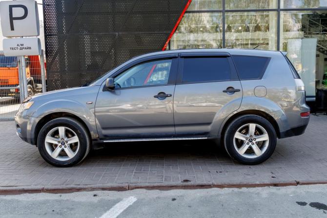 Mitsubishi Outlander II с пробегом 2006 года, цена 727 000 рублей, 193000 км, внедорожник, Автокод Объявления