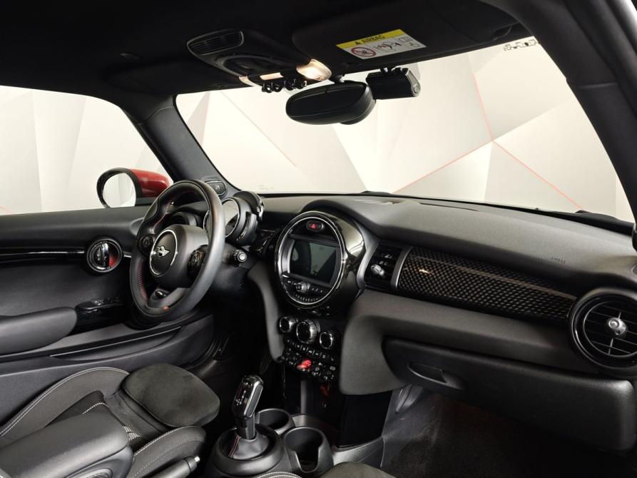 Mini Hatch III (F55/F56) Рестайлинг Москва  - изображение 13