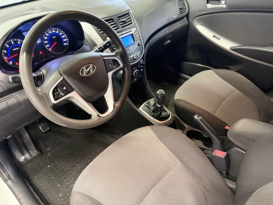 Hyundai Solaris I Саратов  - изображение 8