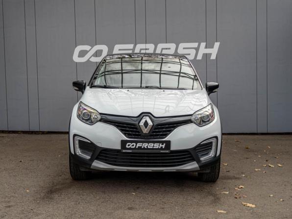 Renault Kaptur I с пробегом 2017 года, цена 1 179 000 рублей, 215000 км, внедорожник, Автокод Объявления