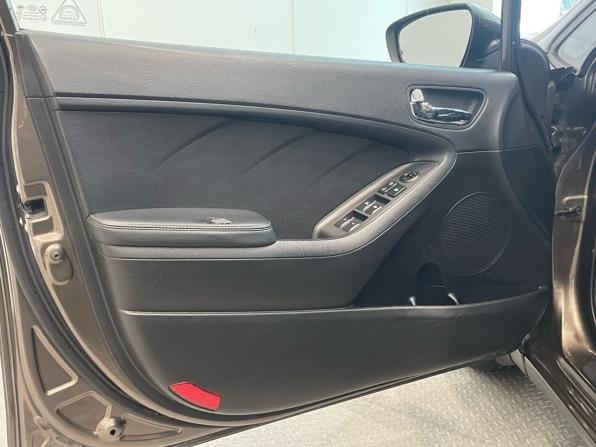 Kia Cerato III с пробегом 2015 года, цена 980 000 рублей, 177000 км, седан, Автокод Объявления