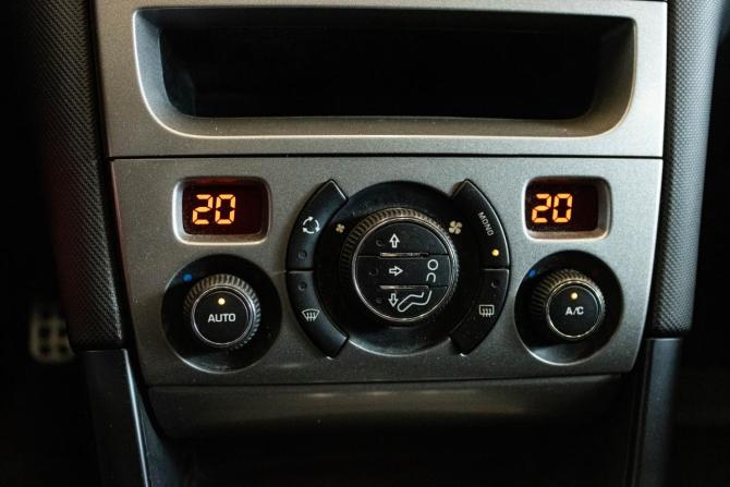 Peugeot 408 I с пробегом 2014 года, цена 450 000 рублей, 173935 км, седан, Автокод Объявления