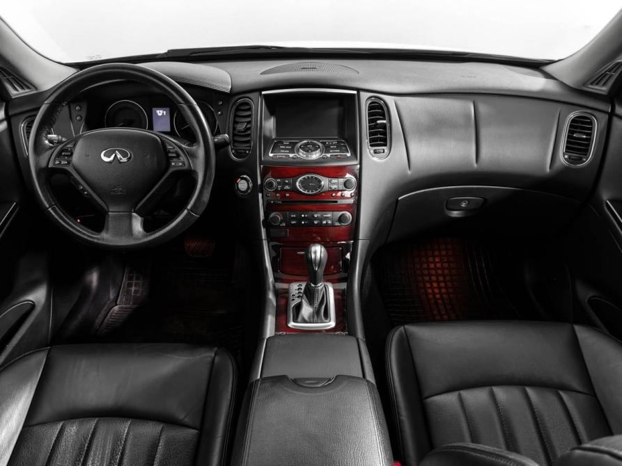 Infiniti QX50 I Рестайлинг Санкт-Петербург  - изображение 17