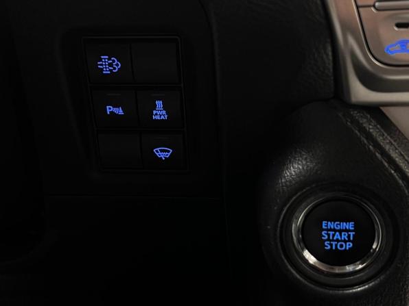 Toyota Land Cruiser Prado 150 Series Рестайлинг 2 с пробегом 2018 года, цена 4 625 000 рублей, 104270 км, внедорожник, Автокод Объявления