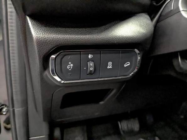 Haval Jolion I Рестайлинг с пробегом 2023 года, цена 1 790 000 рублей, 63400 км, внедорожник, Автокод Объявления