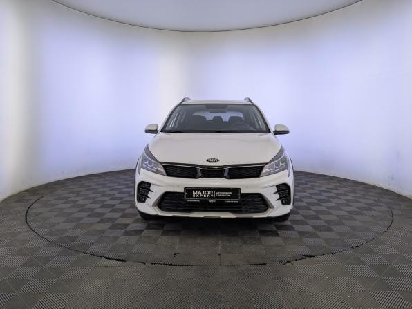 Kia Rio IV Рестайлинг с пробегом 2021 года, цена 2 040 000 рублей, 49442 км, хэтчбек, Автокод Объявления