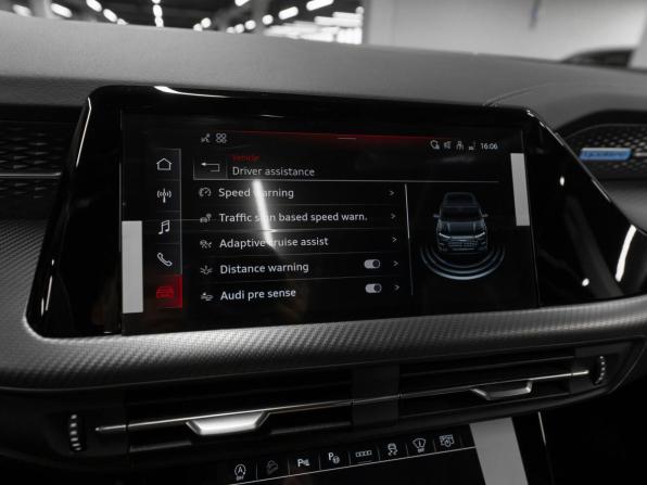 Audi Q6 с пробегом 2026 года, цена 8 750 000 рублей, 52 км, внедорожник, Автокод Объявления