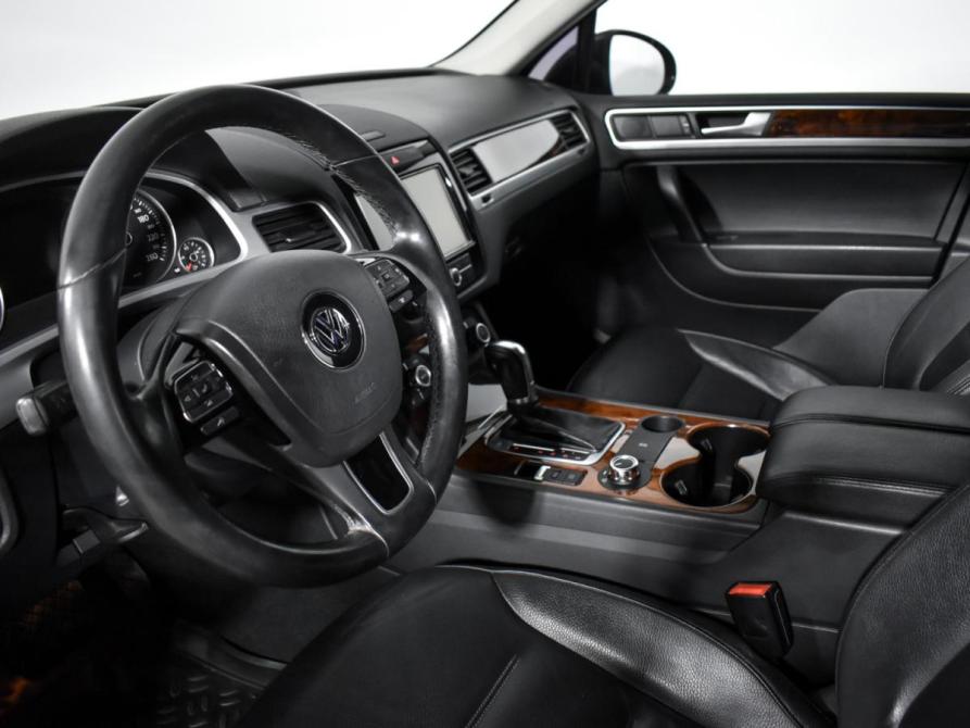 Volkswagen Touareg II Санкт-Петербург  - изображение 9