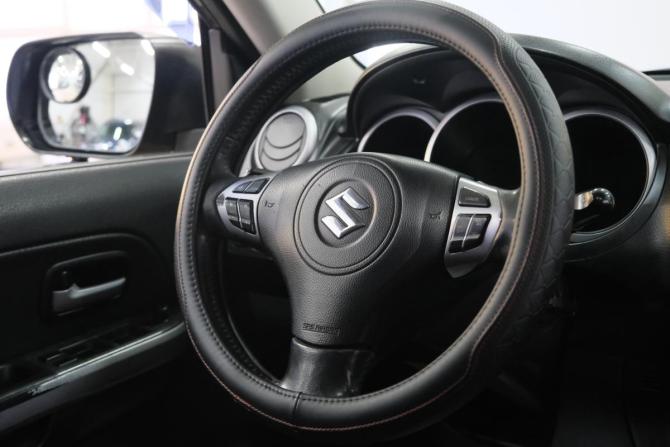 Suzuki Grand Vitara II Рестайлинг с пробегом 2010 года, цена 1 259 000 рублей, 186000 км, внедорожник, Автокод Объявления