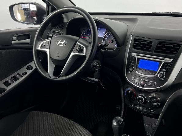 Hyundai Solaris I с пробегом 2011 года, цена 850 000 рублей, 150649 км, хэтчбек, Автокод Объявления