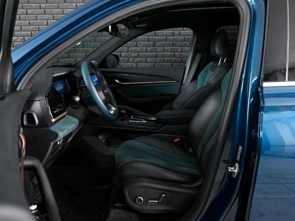 Geely Monjaro I с пробегом 2023 года, цена 3 585 000 рублей, 17738 км, внедорожник, Автокод Объявления