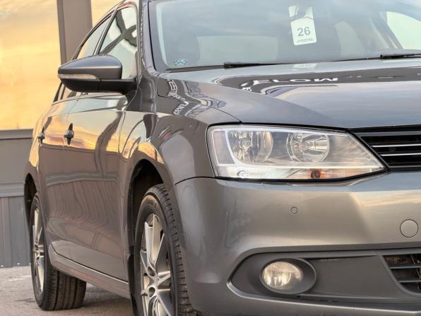 Volkswagen Jetta VI с пробегом 2012 года, цена 1 050 000 рублей, 133211 км, седан, Автокод Объявления