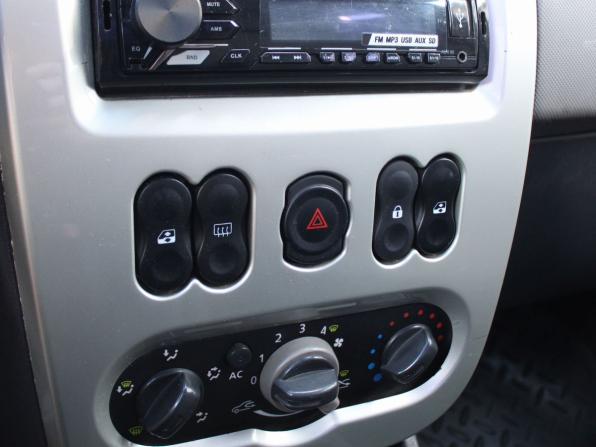 Renault Logan I Рестайлинг с пробегом 2011 года, цена 269 000 рублей, 187218 км, седан, Автокод Объявления