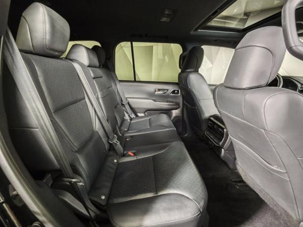 Toyota Land Cruiser 300 Series с пробегом 2021 года, цена 7 461 000 рублей, 174562 км, внедорожник, Автокод Объявления
