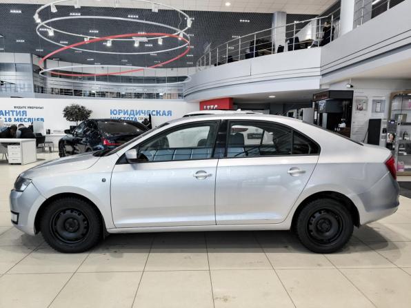 Skoda Rapid I с пробегом 2016 года, цена 599 000 рублей, 363233 км, лифтбек, Автокод Объявления