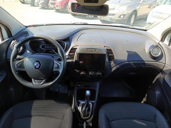 Renault Kaptur I с пробегом 2018 года, цена 1 210 000 рублей, 226847 км, внедорожник, Автокод Объявления