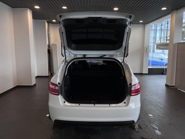 Lada (ВАЗ) Vesta I с пробегом 2021 года, цена 1 340 000 рублей, 60950 км, универсал, Автокод Объявления
