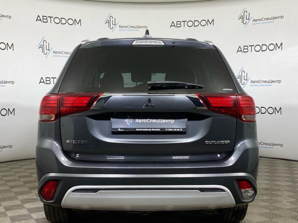 Mitsubishi Outlander III Рестайлинг 2 с пробегом 2018 года, цена 1 719 000 рублей, 204641 км, внедорожник, Автокод Объявления