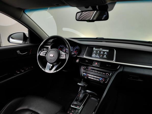 Kia Optima IV Рестайлинг с пробегом 2018 года, цена 1 898 000 рублей, 124962 км, седан, Автокод Объявления