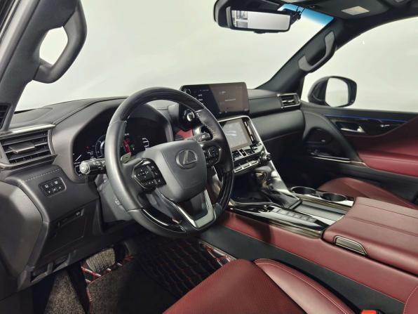 Lexus LX IV с пробегом 2025 года, цена 15 400 000 рублей, 8394 км, внедорожник, Автокод Объявления