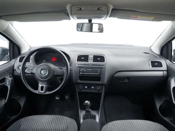 Volkswagen Polo V с пробегом 2014 года, цена 719 000 рублей, 150000 км, седан, Автокод Объявления