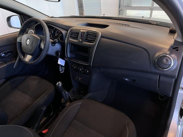 Renault Sandero II с пробегом 2016 года, цена 960 000 рублей, 147315 км, хэтчбек, Автокод Объявления