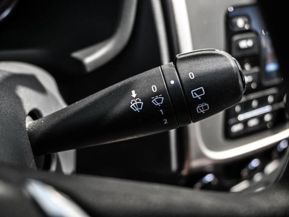 Renault Sandero II Рестайлинг с пробегом 2020 года, цена 1 379 000 рублей, 21615 км, хэтчбек, Автокод Объявления