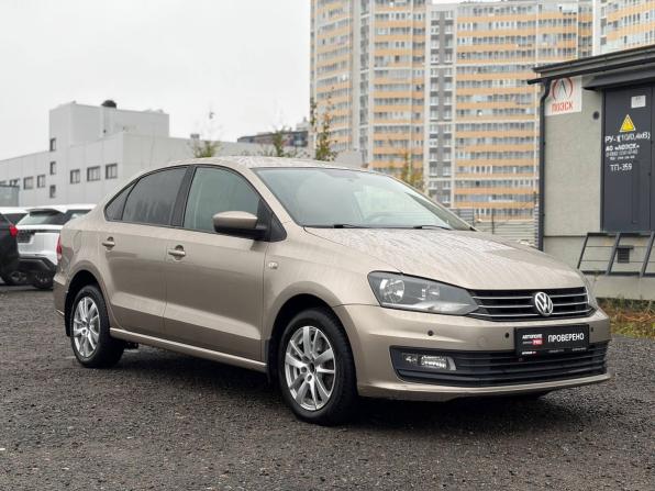 Volkswagen Polo V Рестайлинг с пробегом 2016 года, цена 945 000 рублей, 116000 км, седан, Автокод Объявления