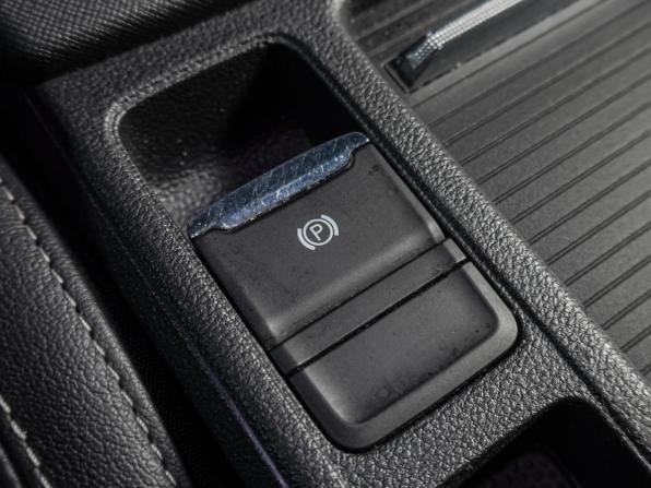 Skoda Octavia IV (A8) с пробегом 2021 года, цена 2 429 000 рублей, 87189 км, лифтбек, Автокод Объявления