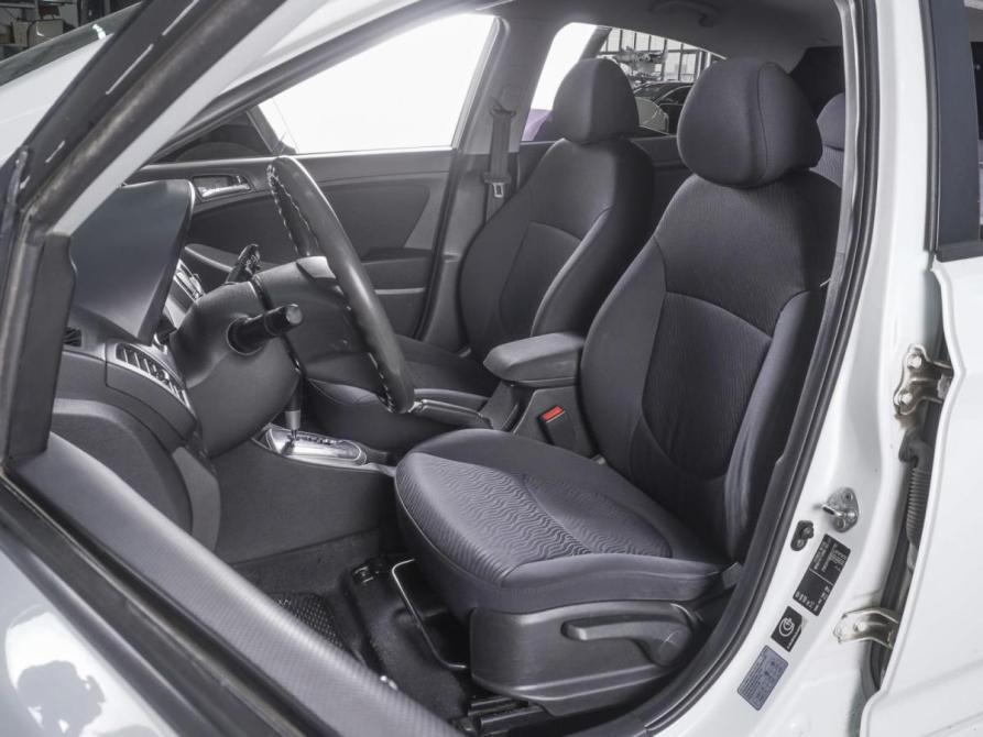 Hyundai Solaris I Ростов-на-Дону  - изображение 10