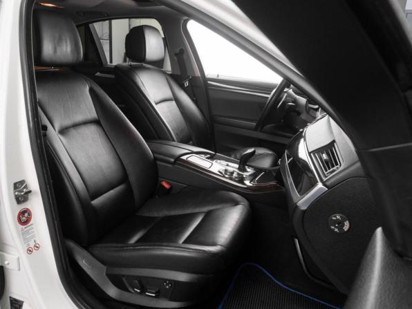 BMW 5 серии VI (F10/F11/F07) с пробегом 2010 года, цена 2 029 000 рублей, 208105 км, седан, Автокод Объявления