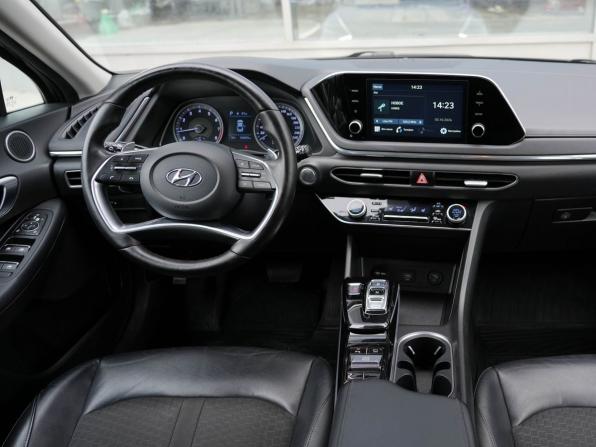 Hyundai Sonata VIII (DN8) с пробегом 2020 года, цена 2 300 000 рублей, 104832 км, седан, Автокод Объявления