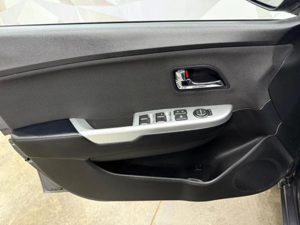 Kia Rio III с пробегом 2013 года, цена 920 000 рублей, 115125 км, хэтчбек, Автокод Объявления