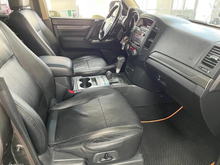 Mitsubishi Pajero IV Рестайлинг 1 Киров  - изображение 11