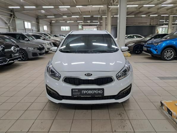 Kia Ceed II Рестайлинг с пробегом 2017 года, цена 1 050 000 рублей, 208383 км, универсал, Автокод Объявления
