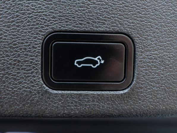 Geely Tugella I с пробегом 2023 года, цена 2 600 000 рублей, 75755 км, внедорожник, Автокод Объявления