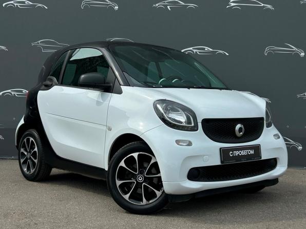 Smart Fortwo III с пробегом 2017 года, цена 790 600 рублей, 123285 км, хэтчбек, Автокод Объявления