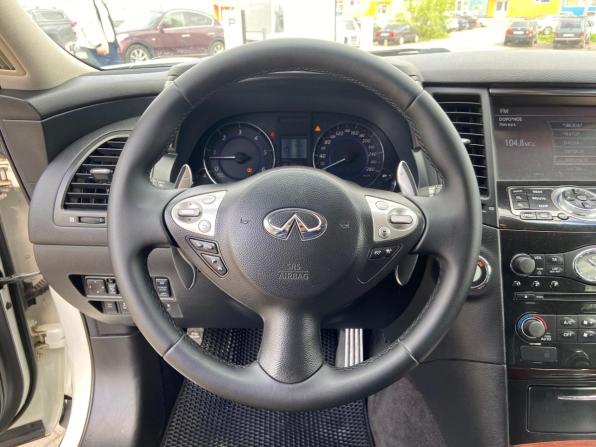 Infiniti QX70 с пробегом 2014 года, цена 1 900 000 рублей, 264634 км, внедорожник, Автокод Объявления