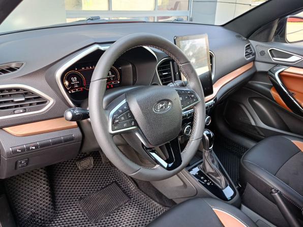 Lada (ВАЗ) Vesta I Рестайлинг (NG) с пробегом 2024 года, цена 1 549 000 рублей, 25917 км, универсал, Автокод Объявления