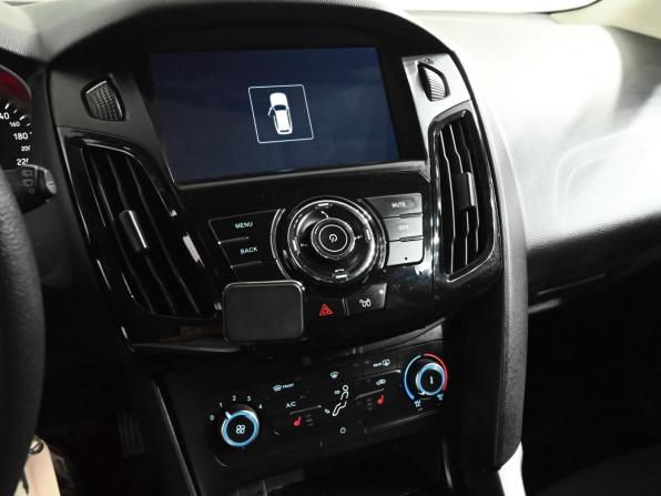 Ford Focus III Рестайлинг с пробегом 2016 года, цена 1 090 000 рублей, 132346 км, хэтчбек, Автокод Объявления
