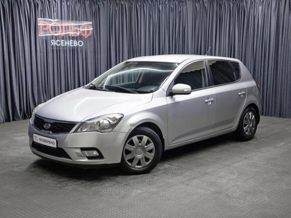 Kia Ceed I Рестайлинг с пробегом 2011 года, цена 900 000 рублей, 175740 км, хэтчбек, Автокод Объявления