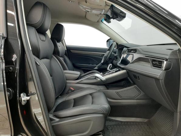 Geely Atlas Pro с пробегом 2022 года, цена 1 999 000 рублей, 60354 км, внедорожник, Автокод Объявления